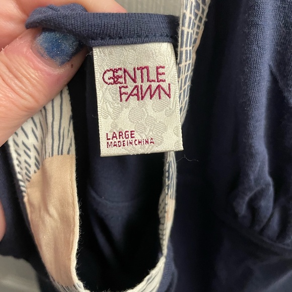 Gentle Fawn large halter top navy with pattern trim still with tags. - Picture 5 of 9